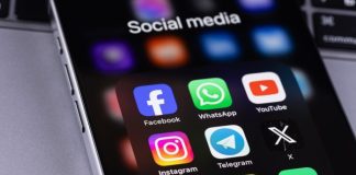 Реклама в Facebook помогает росту популярности нелегальных операторов азартных игр в Индии