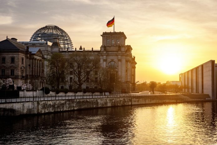 Reichstag,Building,And,Bundestag,District,In,Berlin,-,Germany,During