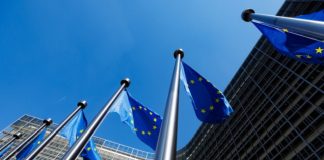 В Европарламенте обсуждают введение международного налога на азартные игры