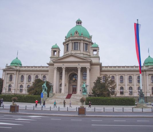 В Сербии спорят о новых правилах для букмекерских заведений